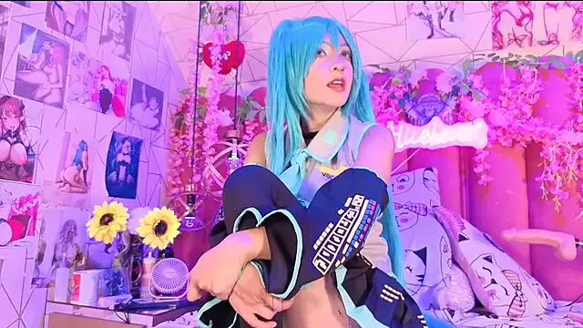 StripChat Alicebenett is Freechat Alicebenett — Fuckmachine anal creampie