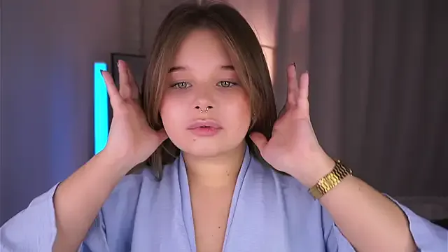 StripChat Anna_Nicol is Freechat Anna_Nicol — take off my shirt and flash my nipples