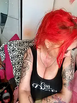 Ashley_Ginger
