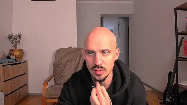 AssHunter4k on StripChat
