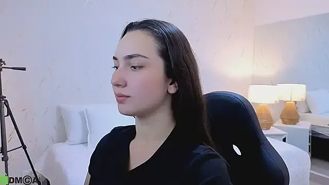 ava_blue on StripChat
