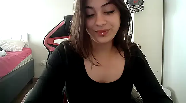 Becca_B on StripChat
