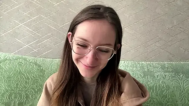BeeutyLady53 on StripChat