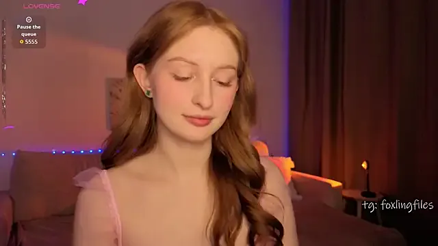 StripChat Betty_Twinkle is Freechat Betty_Twinkle — Sensual Finger Sucking