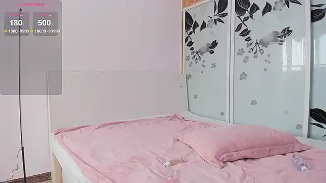 bibi347127 on StripChat