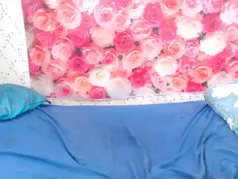 Bootyylicious on StripChat
