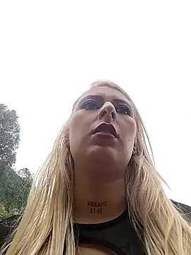 catalella16 on StripChat