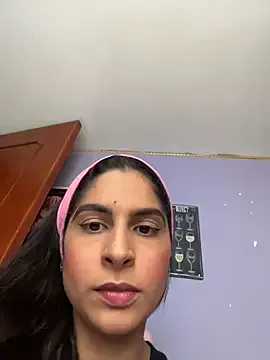 charlotte_stevenss_ — Big squirt 3?shh people here