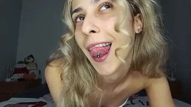 Chiara-2002 — tutta nuda cntrl 3 min :fire: MakeMeWet