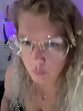 CurvyAnonymousGirl89 — Pussy Pump LT 4 clips