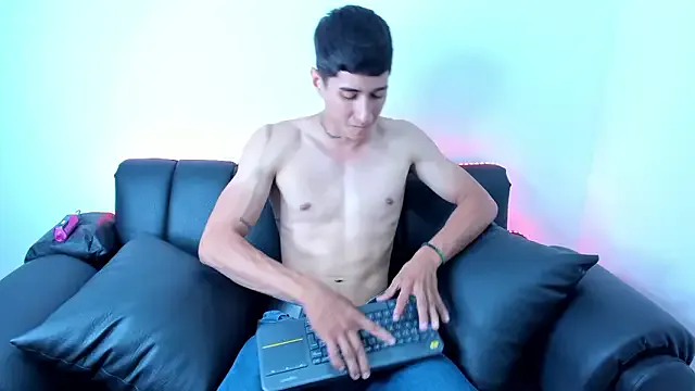Dark_Valentino_
