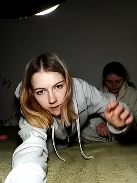ella_maya
