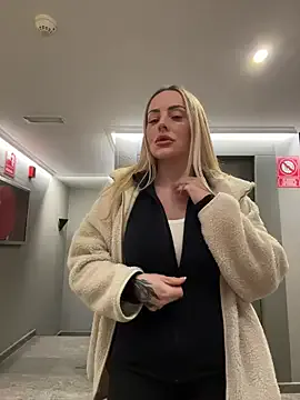 EmaSalis — Get all naked!LT gets 7 squirt videos