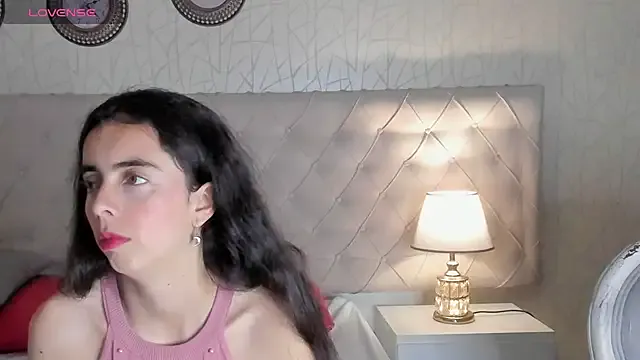 Freechat EmmaaGrey on StripChat