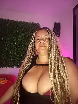 Eva_Luxei — oil on breasts and ice on nipples