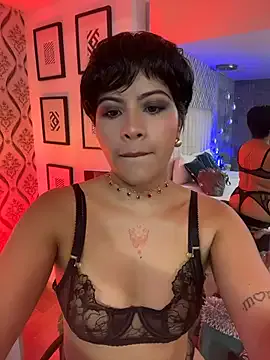 Eva_Monroes