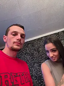 Evelin199 on StripChat