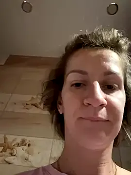 EvvaMur — take off your bra and spit on your tits
