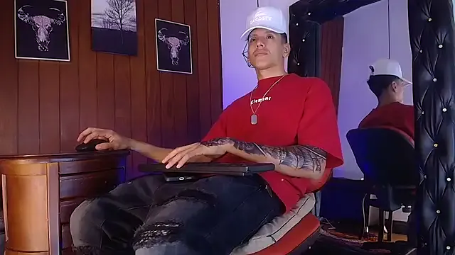 GaboReyes — cum show