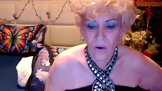 StripChat HappyWomanOn is Freechat HappyWomanOn — be my real gentl.and make me cum