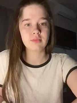 HornyGirlH — FULL NAKED