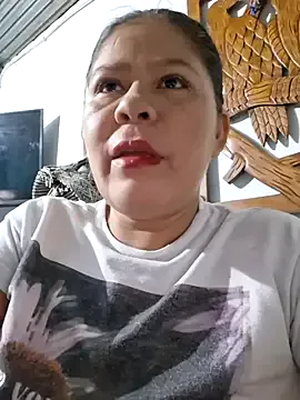 hotmom33 — TWO OPEN PUSSIES