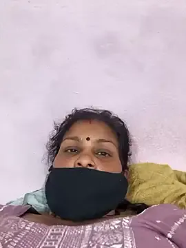 Indian-couple2025 on StripChat