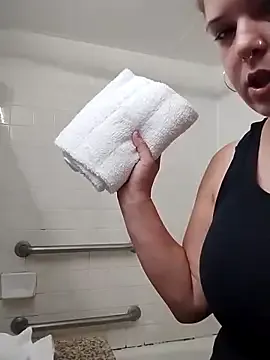 LacyLaurent — Thrust dildo in pussy