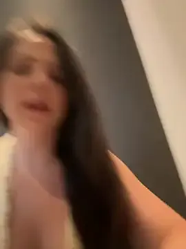 Lady_LauraRose — Peladinha