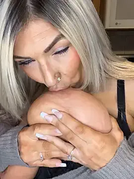 LittleMissEeve — Lush In the fanny