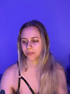 lunawolf21 — Fingering + Hush in