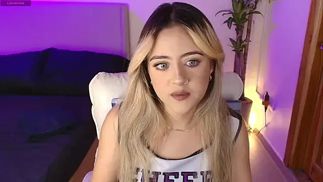 StripChat MaryMoon_ is Freechat MaryMoon_ — FINGERING