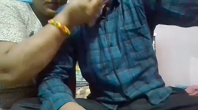 MAYA100 on StripChat
