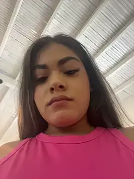 StripChat MayaMoanXXX is Freechat MayaMoanXXX — FINGERING PUSSY