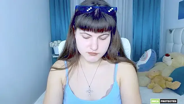 Miss__Poly on StripChat