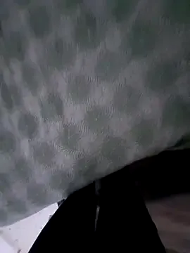 misskelly77 — Tette a penzoloni