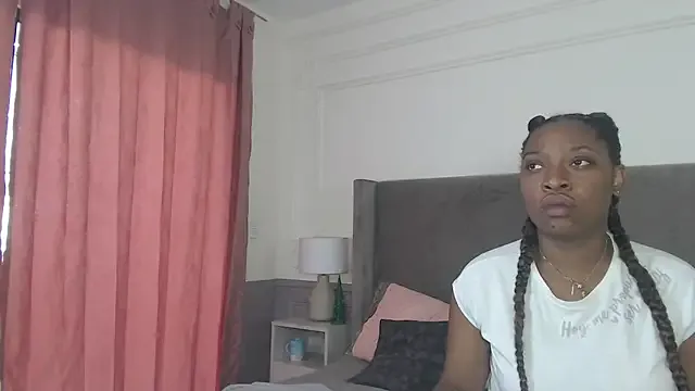 NatashaSilver on StripChat 