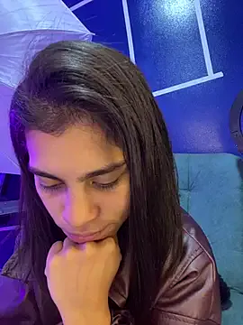 NINA_18_YEARS — SHOW ASS