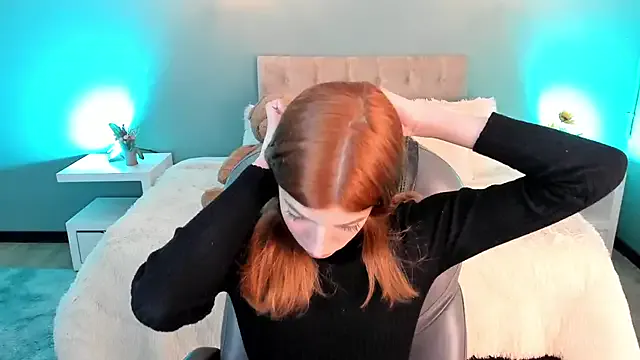 StripChat Nora_Vennucci is Freechat Nora_Vennucci — TITIES+SENSUAL DANCE