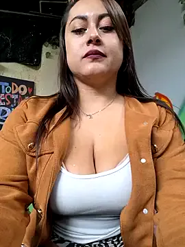 StripChat Oryk___ is Freechat Oryk___ — Playing with my tits for 3 minutes in pu