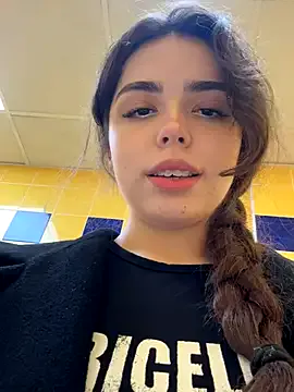 pantyless — SHOW BOOBS NEAR PEOPLE SUPERMARKET