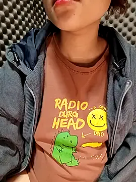 Pipi23_ — Play didol and squit