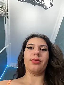 StripChat RedAssHottie is Freechat RedAssHottie — domi in pussy