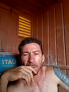 RobertoLuiz84 — Bate gostoso de pau duro