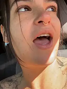 SafeinouterSpace — Flash boobs