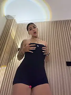 Sarasanders_4 on StripChat