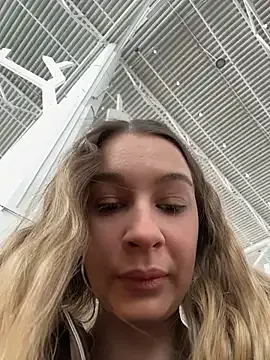 SashaCatt — 5 spanks on the tits, in clamps