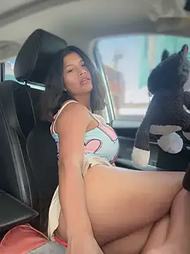 StripChat sexi_noemi is Private sexi_noemi — naked in an alley for 3 minutes