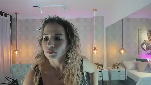 Shantall__ — Freechat on StripChat