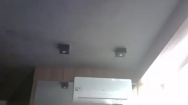 SkinnyKitten — kissbesobeijo